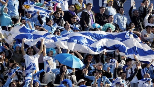 Con la misma pasión con la que alentamos a la celeste cuidamos tu salud