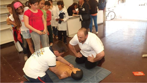 Jornada de instrucción sobre reanimación en el marco de la Semana de Seguridad Vial