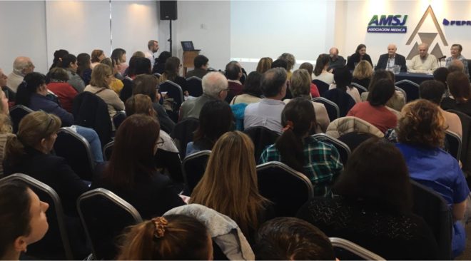 Jornada Ética sobre el final de la vida se realiza en Sala de Conferencias