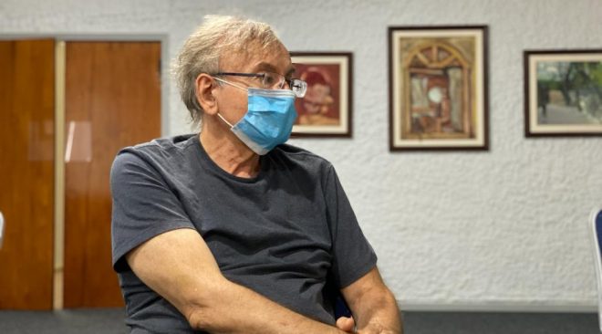 Autoridades de la Asociación Médica reconocieron al Dr. Walter De León su aporte a la medicina del departamento al pasar éste a retiro jubilatorio